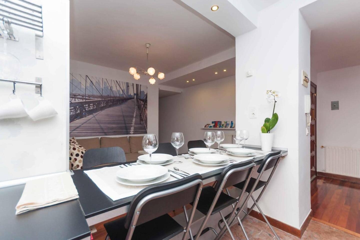Apartamento Con Parking Privado Cerca De Zurriola 산세바스티안 외부 사진